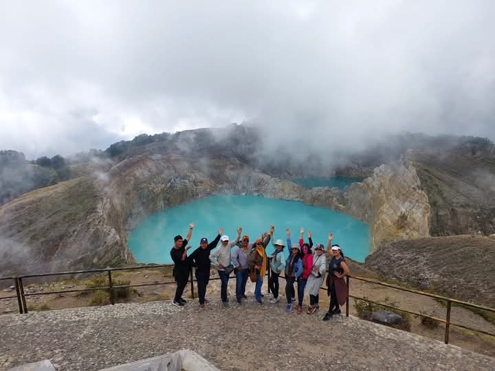 kelimutu trip - komodo exotic tour
